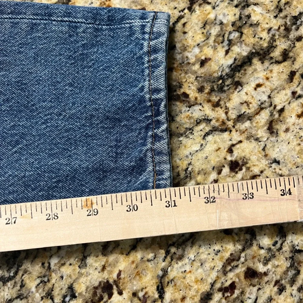 Levis Premium 501 Original Fit Straight Leg Jeans Medium Wash 26x30 Button Fly
